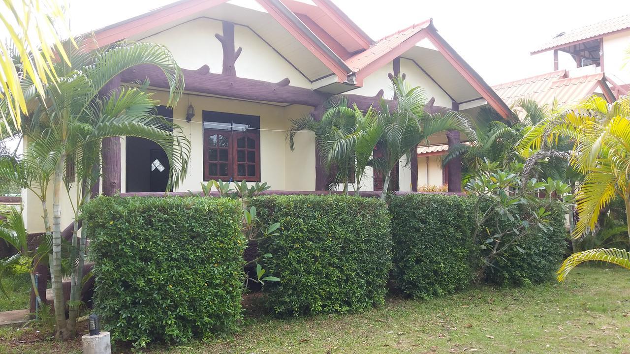 Lanta School Beach Resort Ko Lanta Dış mekan fotoğraf