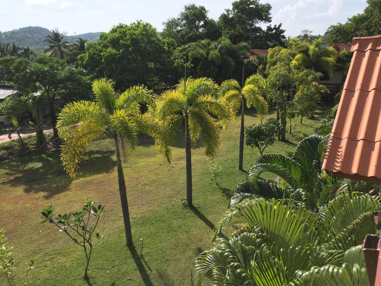 Lanta School Beach Resort Ko Lanta Dış mekan fotoğraf
